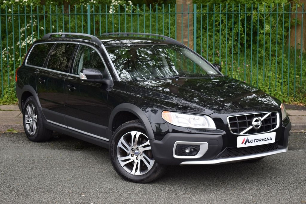 View our VOLVO XC70