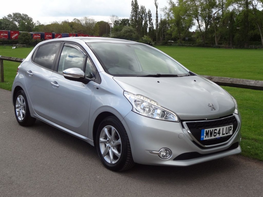 View our PEUGEOT 208