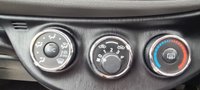 USED 2013 63 TOYOTA YARIS 1.3 VVT-I TR 5d 98 BHP TOYOTA YARIS 1.3 VVT-I TR 5d 98 BHP