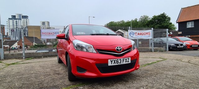 2013 63 Toyota Yaris 1.3 VVT-I TR 5d 98 BHP