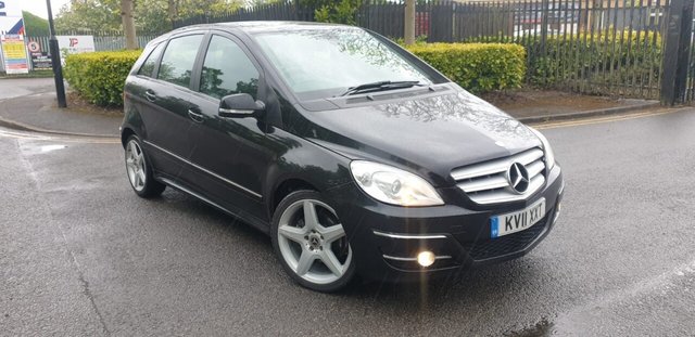2011 11 Mercedes-Benz B-Class 2.0 B200 CDI SPORT 5d 140 BHP