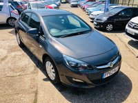USED 2012 62 VAUXHALL ASTRA 1.4 EXCLUSIV 5d 98 BHP Front & Rear Parking Sensors + Air Con