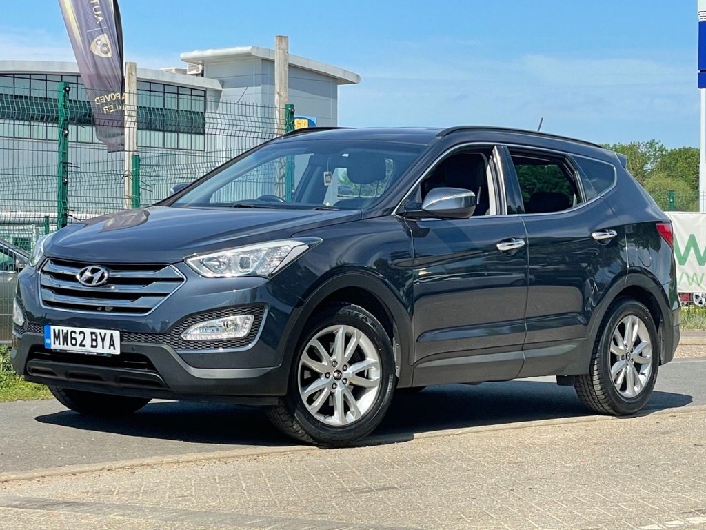 View our HYUNDAI SANTA FE