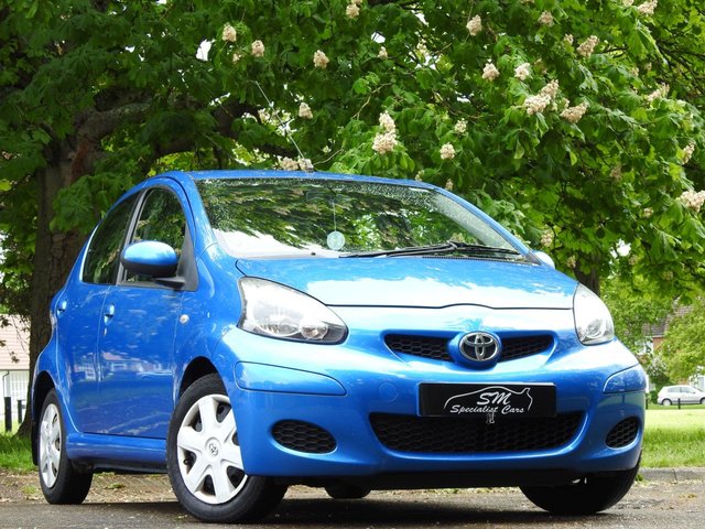 2011 61 Toyota Aygo 1.0 VVT-I BLUE 5d 67 BHP