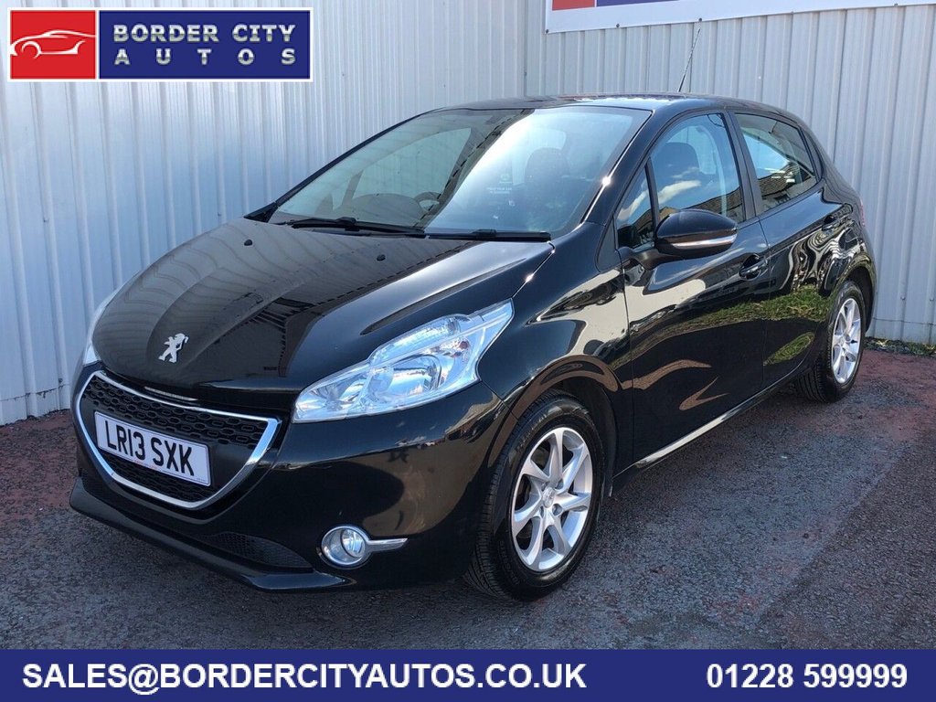 View our PEUGEOT 208