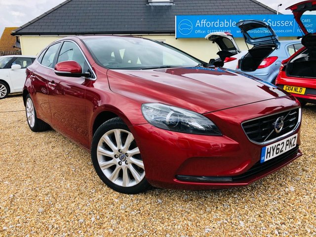 2012 62 Volvo V40 1.6 T4 SE LUX NAV 5d 177 BHP
