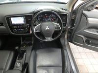 USED 2013 63 MITSUBISHI OUTLANDER 2.3 DI-D GX 4 5d 147 BHP 4x4 7 SEATS SUNROOF FULL LEATHER HEATED SEATS SAT NAV REAR VIEW CAMERA
