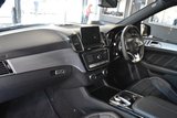 USED 2018 18 MERCEDES-BENZ GLE-CLASS 5.5 AMG GLE 63 S 4MATIC NIGHT EDITION 5d AUTO 577 BHP FULL MERCEDES BENZ SERVICE HISTORY + REAR SEAT ENTERTAINMENT SYSTEM + HEATED SPORTS SEATS + SATELLITE NAVIGATION + PANORAMIC SUNROOF + PARKING SENSOR + HARMAN/KARDON PREMIUM SPEAKERS + AMG MULTI FUNCTION STEERING WHEEL+ ELECTRIC/HEATED/FOLDING DOOR MIRRORS + 21 INCH ALLOY WHEELS