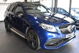 USED 2018 18 MERCEDES-BENZ GLE-CLASS 5.5 AMG GLE 63 S 4MATIC NIGHT EDITION 5d AUTO 577 BHP FULL MERCEDES BENZ SERVICE HISTORY + REAR SEAT ENTERTAINMENT SYSTEM + HEATED SPORTS SEATS + SATELLITE NAVIGATION + PANORAMIC SUNROOF + PARKING SENSOR + HARMAN/KARDON PREMIUM SPEAKERS + AMG MULTI FUNCTION STEERING WHEEL+ ELECTRIC/HEATED/FOLDING DOOR MIRRORS + 21 INCH ALLOY WHEELS