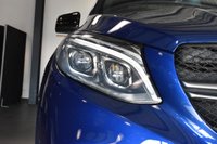 USED 2018 18 MERCEDES-BENZ GLE-CLASS 5.5 AMG GLE 63 S 4MATIC NIGHT EDITION 5d AUTO 577 BHP FULL MERCEDES BENZ SERVICE HISTORY + REAR SEAT ENTERTAINMENT SYSTEM + HEATED SPORTS SEATS + SATELLITE NAVIGATION + PANORAMIC SUNROOF + PARKING SENSOR + HARMAN/KARDON PREMIUM SPEAKERS + AMG MULTI FUNCTION STEERING WHEEL+ ELECTRIC/HEATED/FOLDING DOOR MIRRORS + 21 INCH ALLOY WHEELS