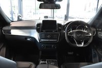 USED 2018 18 MERCEDES-BENZ GLE-CLASS 5.5 AMG GLE 63 S 4MATIC NIGHT EDITION 5d AUTO 577 BHP FULL MERCEDES BENZ SERVICE HISTORY + REAR SEAT ENTERTAINMENT SYSTEM + HEATED SPORTS SEATS + SATELLITE NAVIGATION + PANORAMIC SUNROOF + PARKING SENSOR + HARMAN/KARDON PREMIUM SPEAKERS + AMG MULTI FUNCTION STEERING WHEEL+ ELECTRIC/HEATED/FOLDING DOOR MIRRORS + 21 INCH ALLOY WHEELS