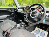 USED 2010 10 MINI HATCH COOPER 1.6 COOPER D 3d 108 BHP LOW ROAD TAX - AIR CONDITIONING