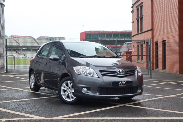 2012 12 Toyota Auris 1.6 VALVEMATIC COLOUR COLLECTION 5d 130 BHP