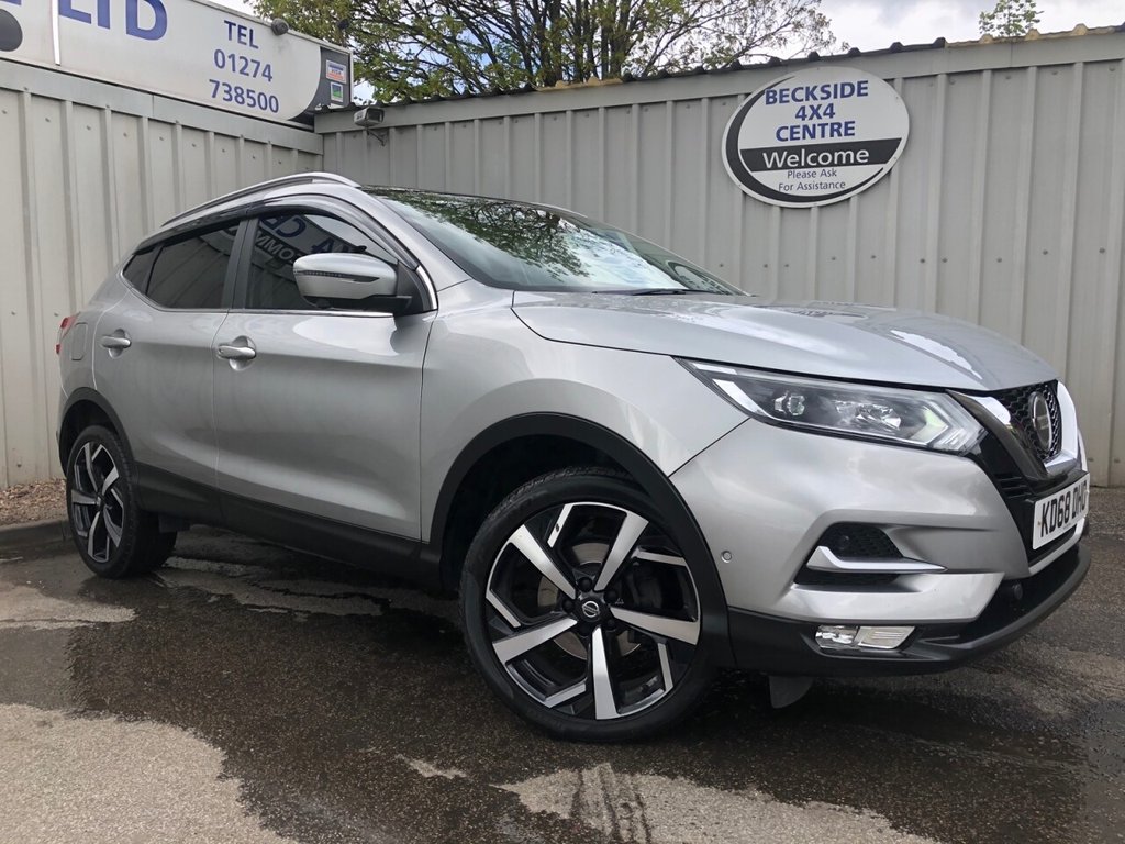 View our NISSAN QASHQAI