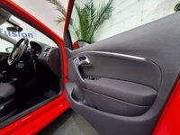 USED 2017 17 VOLKSWAGEN POLO 1.2 MATCH EDITION TSI 5d 89 BHP BLUETOOTH PARKING SENSORS FSH