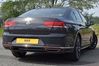 USED 2015 15 VOLKSWAGEN PASSAT 2.0 R LINE TDI BLUEMOTION TECHNOLOGY DSG 4d 188 BHP DYN AUDIO! REVERSE CAMERA! SAT NAV! DAB! FULL HISTORY!