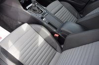 USED 2015 15 VOLKSWAGEN PASSAT 2.0 R LINE TDI BLUEMOTION TECHNOLOGY DSG 4d 188 BHP DYN AUDIO! REVERSE CAMERA! SAT NAV! DAB! FULL HISTORY!