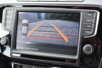 USED 2015 15 VOLKSWAGEN PASSAT 2.0 R LINE TDI BLUEMOTION TECHNOLOGY DSG 4d 188 BHP DYN AUDIO! REVERSE CAMERA! SAT NAV! DAB! FULL HISTORY!