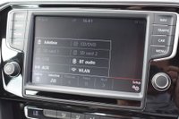USED 2015 15 VOLKSWAGEN PASSAT 2.0 R LINE TDI BLUEMOTION TECHNOLOGY DSG 4d 188 BHP DYN AUDIO! REVERSE CAMERA! SAT NAV! DAB! FULL HISTORY!