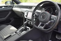 USED 2015 15 VOLKSWAGEN PASSAT 2.0 R LINE TDI BLUEMOTION TECHNOLOGY DSG 4d 188 BHP DYN AUDIO! REVERSE CAMERA! SAT NAV! DAB! FULL HISTORY!