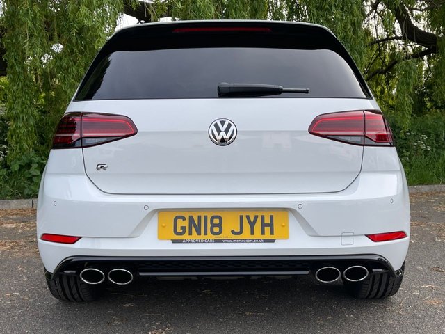 View our VOLKSWAGEN GOLF