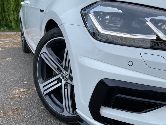 View our VOLKSWAGEN GOLF