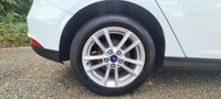 USED 2016 65 FORD FOCUS 1.0 ZETEC 5d 124 BHP FORD FOCUS 1.0 ZETEC 5d 124 BHP