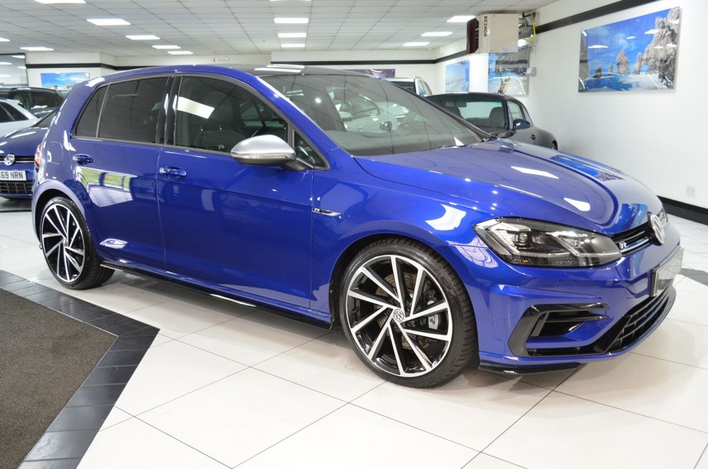 View our VOLKSWAGEN GOLF