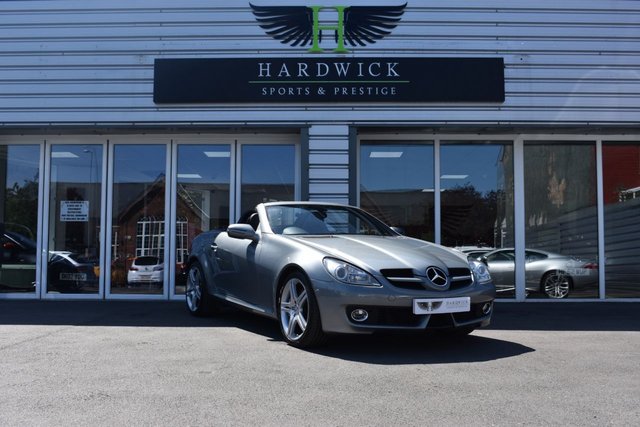 2010 10 Mercedes-Benz Slk 3.5 SLK350 2d 305 BHP