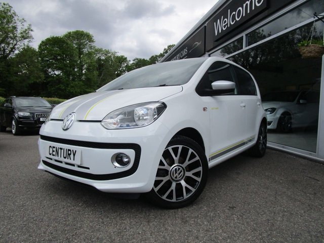 2015 15 Volkswagen Up 1.0 STREET UP 5d 74 BHP