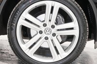 USED 2018 18 VOLKSWAGEN TOUAREG 3.0 V6 R-LINE PLUS TDI BLUEMOTION TECHNOLOGY 5d 259 BHP 