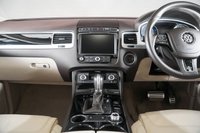 USED 2018 18 VOLKSWAGEN TOUAREG 3.0 V6 R-LINE PLUS TDI BLUEMOTION TECHNOLOGY 5d 259 BHP 