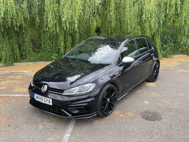 View our VOLKSWAGEN GOLF