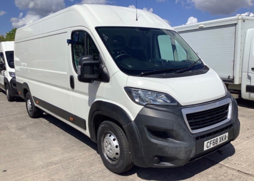 View our PEUGEOT BOXER