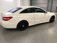 USED 2010 10 MERCEDES-BENZ E-CLASS 3.0 E350 CDI BLUEEFFICIENCY SPORT 2d 231 BHP * CRUISE   * BLUETOOTH * FRONT & REAR PARKING SENSORS * 18 INCH ALLOYS * HEATED LEATHER FRONT SEATS * MOT OCT * 2 KEYS *