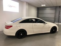 USED 2010 10 MERCEDES-BENZ E-CLASS 3.0 E350 CDI BLUEEFFICIENCY SPORT 2d 231 BHP * CRUISE   * BLUETOOTH * FRONT & REAR PARKING SENSORS * 18 INCH ALLOYS * HEATED LEATHER FRONT SEATS * MOT OCT * 2 KEYS *