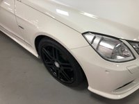 USED 2010 10 MERCEDES-BENZ E-CLASS 3.0 E350 CDI BLUEEFFICIENCY SPORT 2d 231 BHP * CRUISE   * BLUETOOTH * FRONT & REAR PARKING SENSORS * 18 INCH ALLOYS * HEATED LEATHER FRONT SEATS * MOT OCT * 2 KEYS *