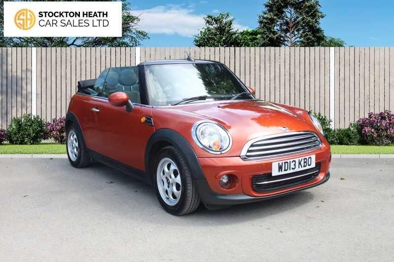 View our MINI CONVERTIBLE