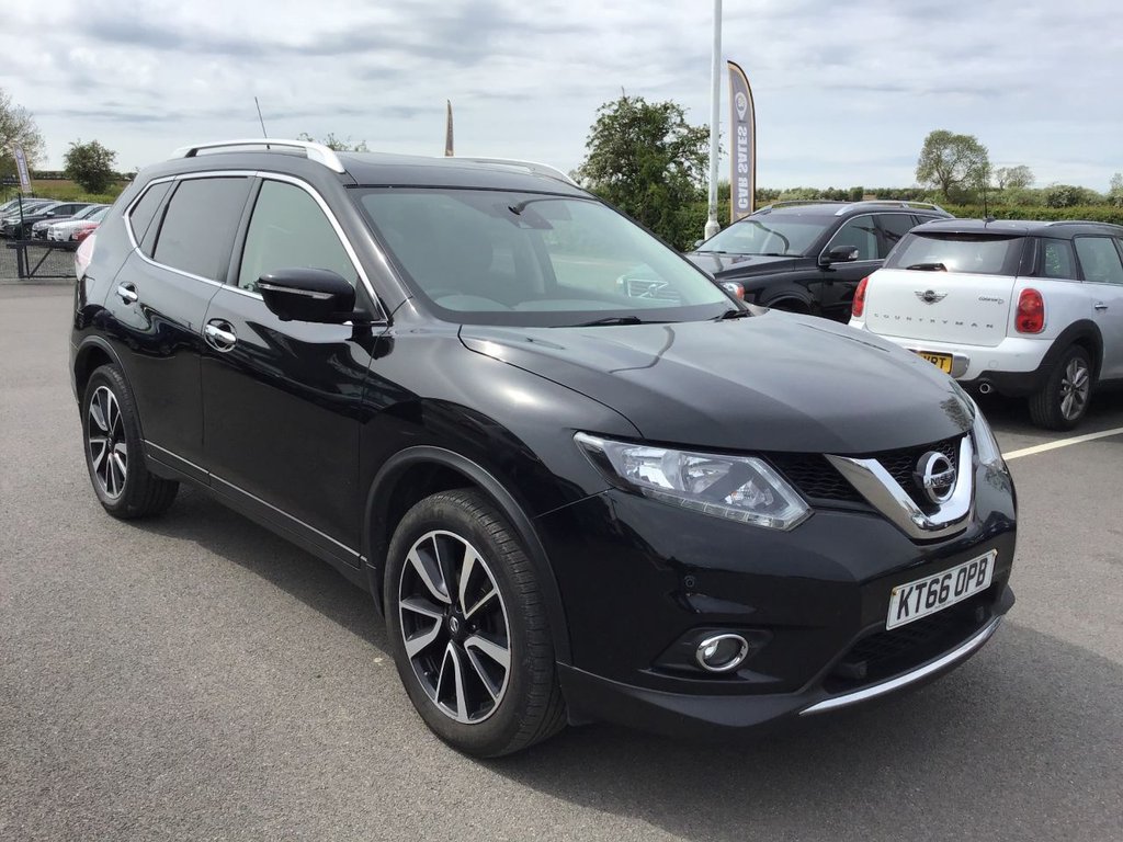 View our NISSAN X-TRAIL