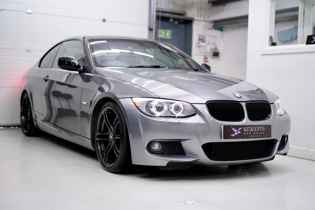 View our BMW 3 SERIES