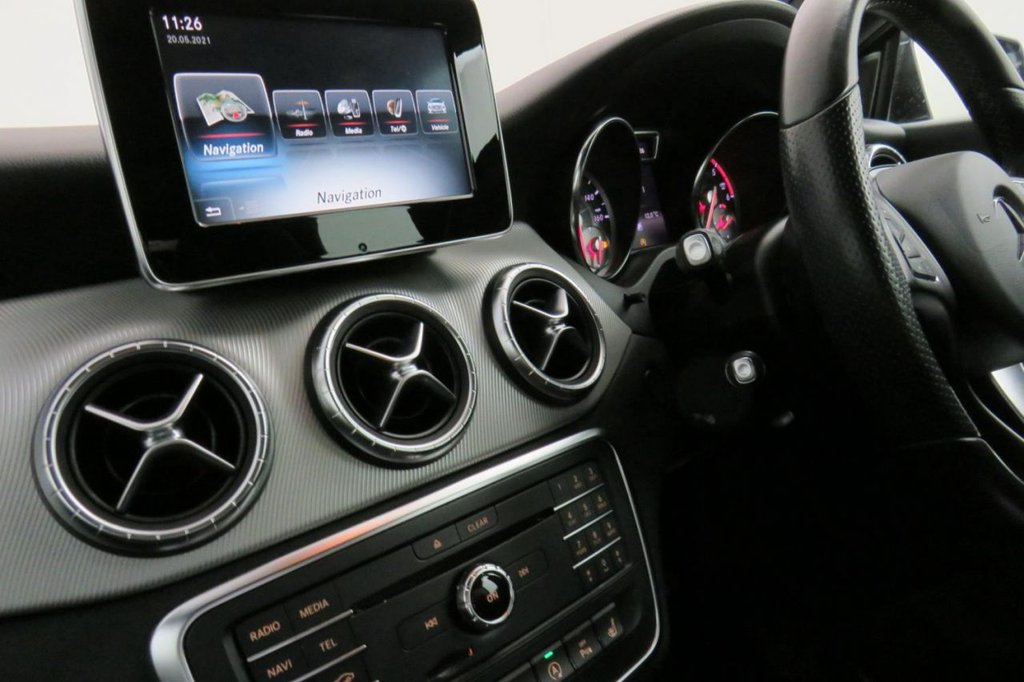 USED 2015 65 MERCEDES-BENZ CLA 2.1 CLA200 CDI SPORT 4d 136 BHP 
