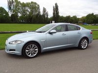 USED 2013 13 JAGUAR XF 2.2 D LUXURY 4d 200 BHP METALLIC CRYSTAL BLUE WITH A MERE 77000 MILES STUNNING COLOUR COMBINATION