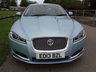 USED 2013 13 JAGUAR XF 2.2 D LUXURY 4d 200 BHP METALLIC CRYSTAL BLUE WITH A MERE 77000 MILES STUNNING COLOUR COMBINATION