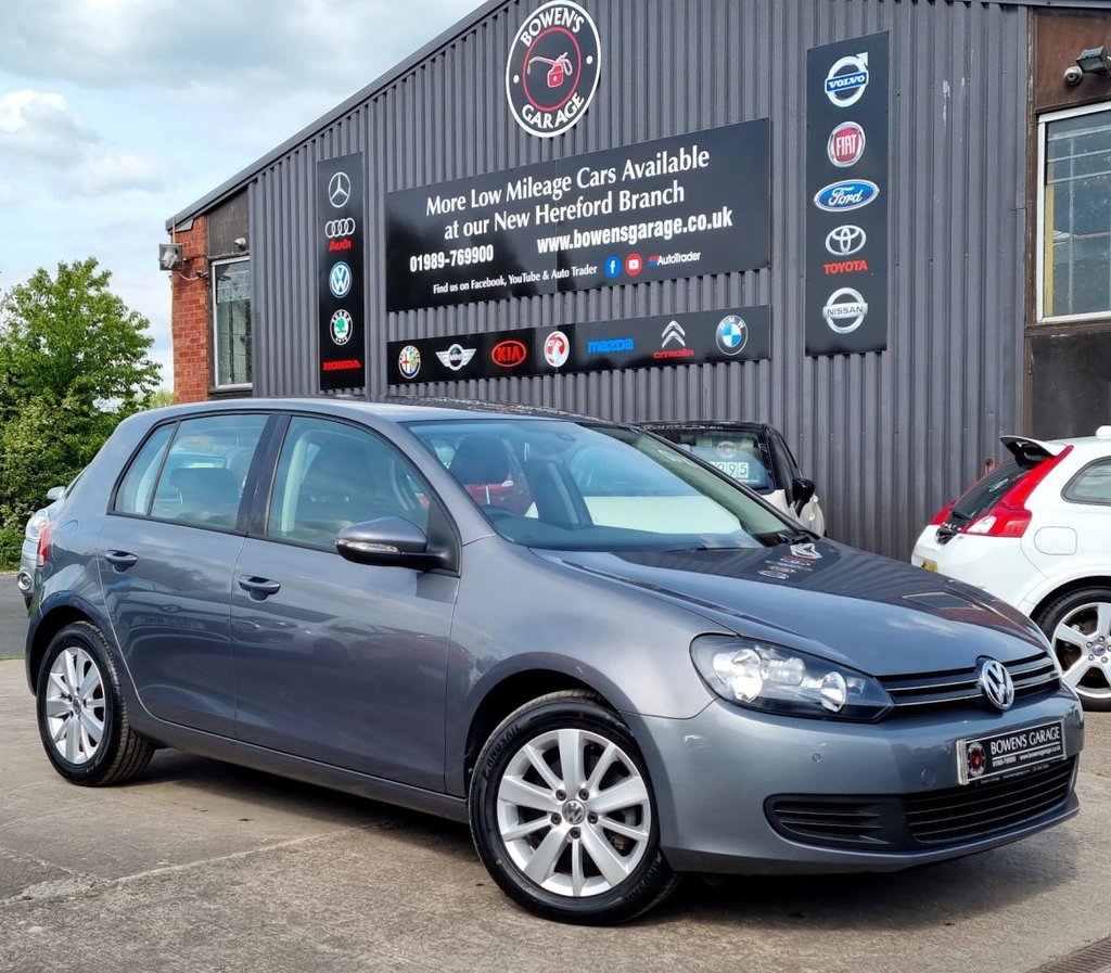 View our VOLKSWAGEN GOLF