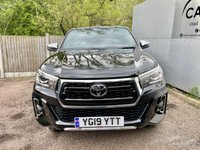 USED 2019 19 TOYOTA HI-LUX 2.4 INVINCIBLE X 4WD D-4D DCB 4d AUTO 147 BHP 