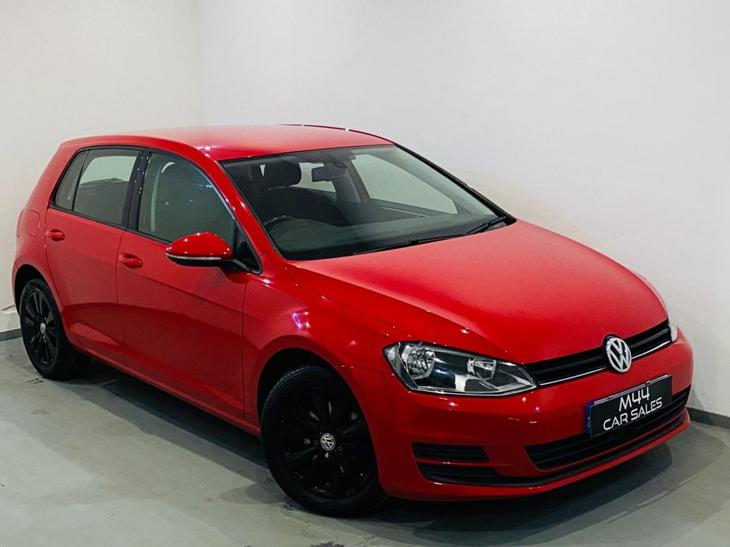 View our VOLKSWAGEN GOLF