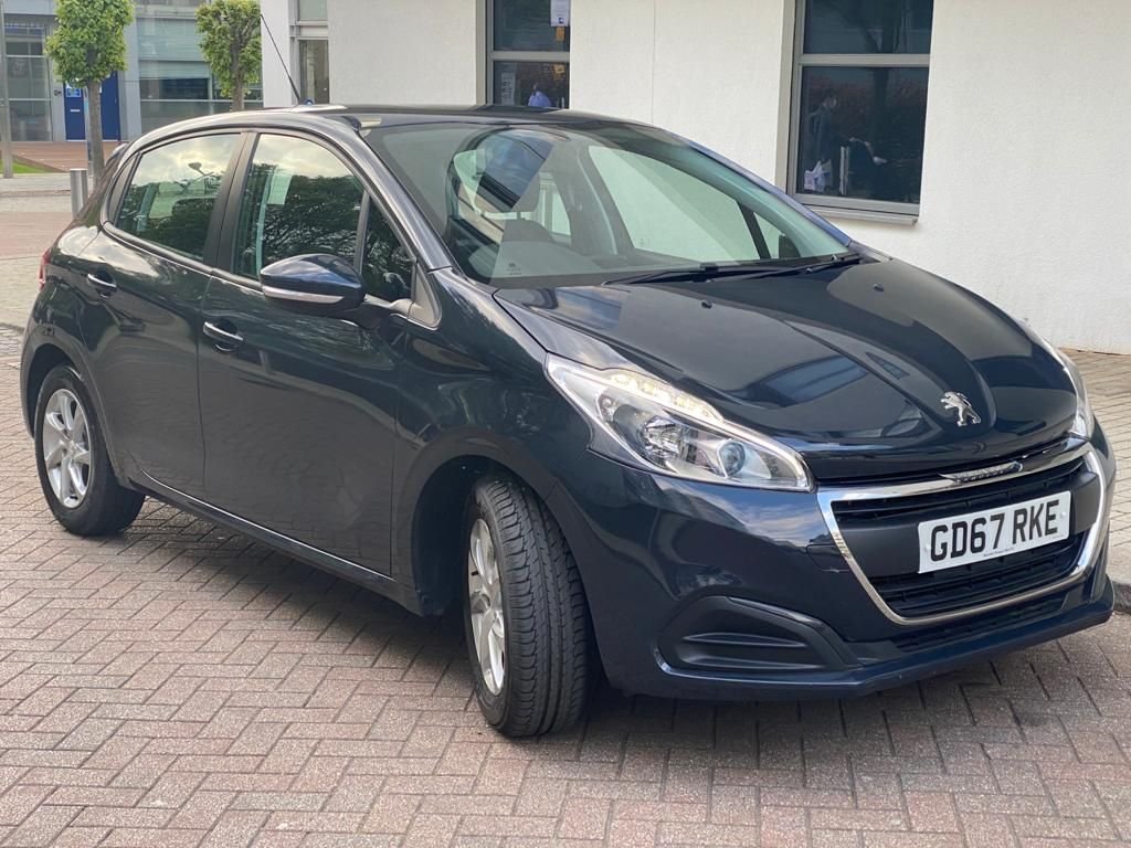 View our PEUGEOT 208