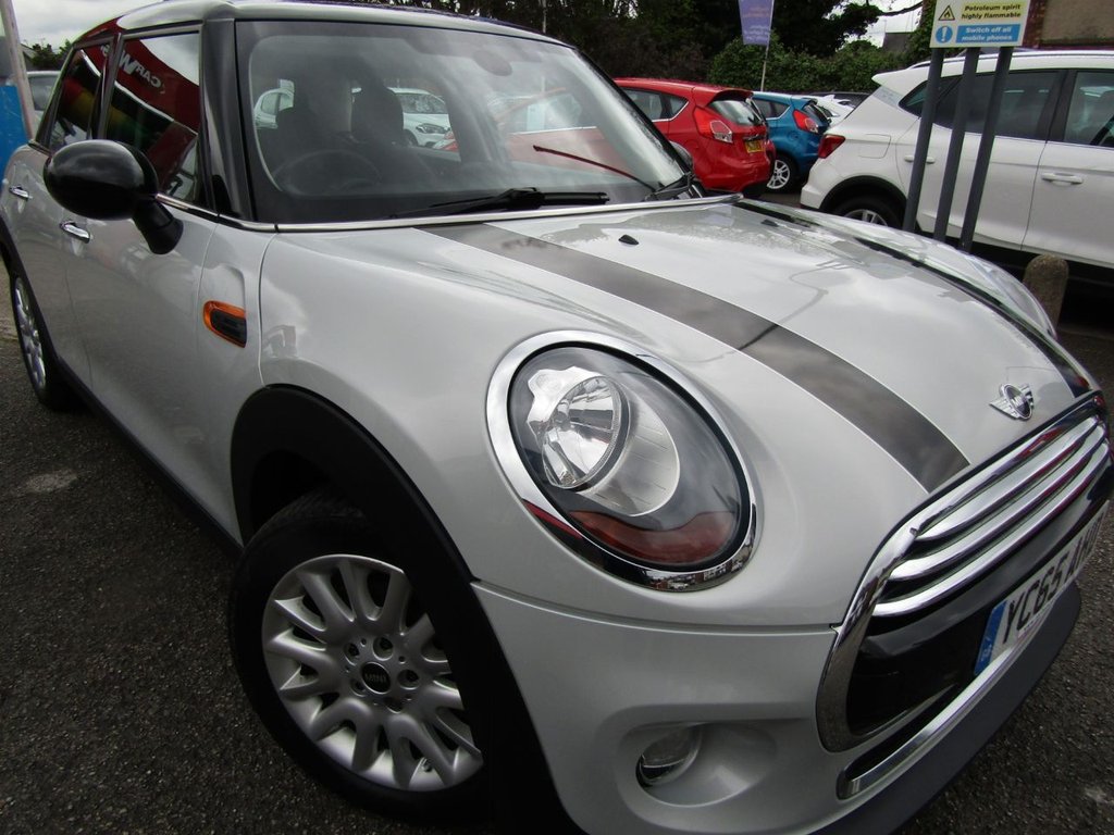 View our MINI HATCH COOPER