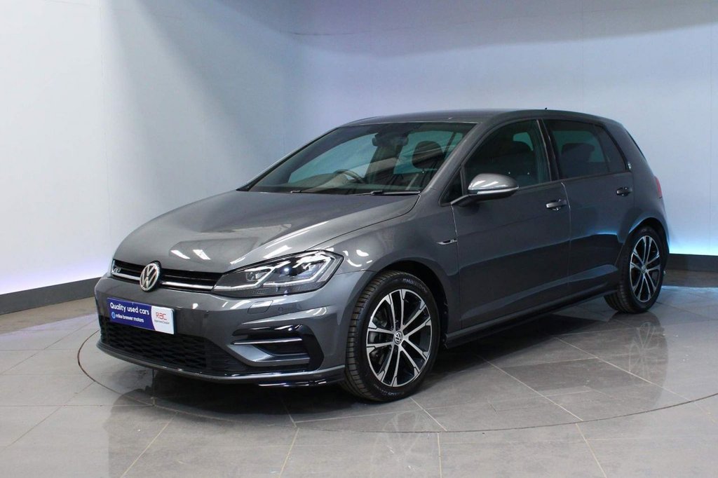 View our VOLKSWAGEN GOLF