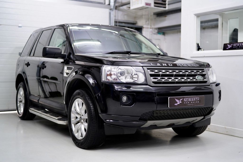 View our LAND ROVER FREELANDER